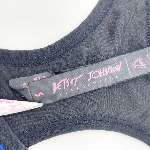 BETSEY JOHNSON PERFORMANCE Racerback Bra - Picture 6 of 7